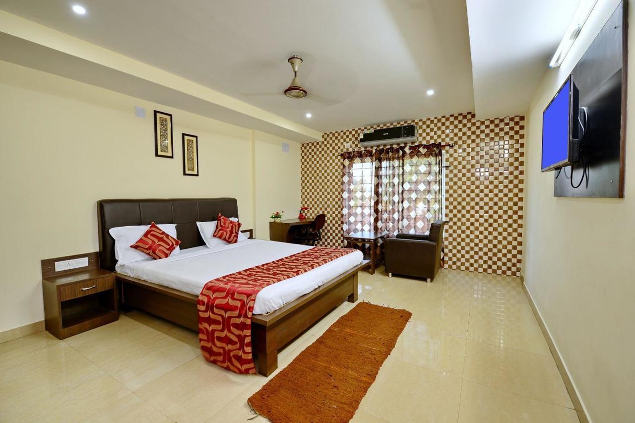 Hotel Rajdhani 부바네스 외부 사진