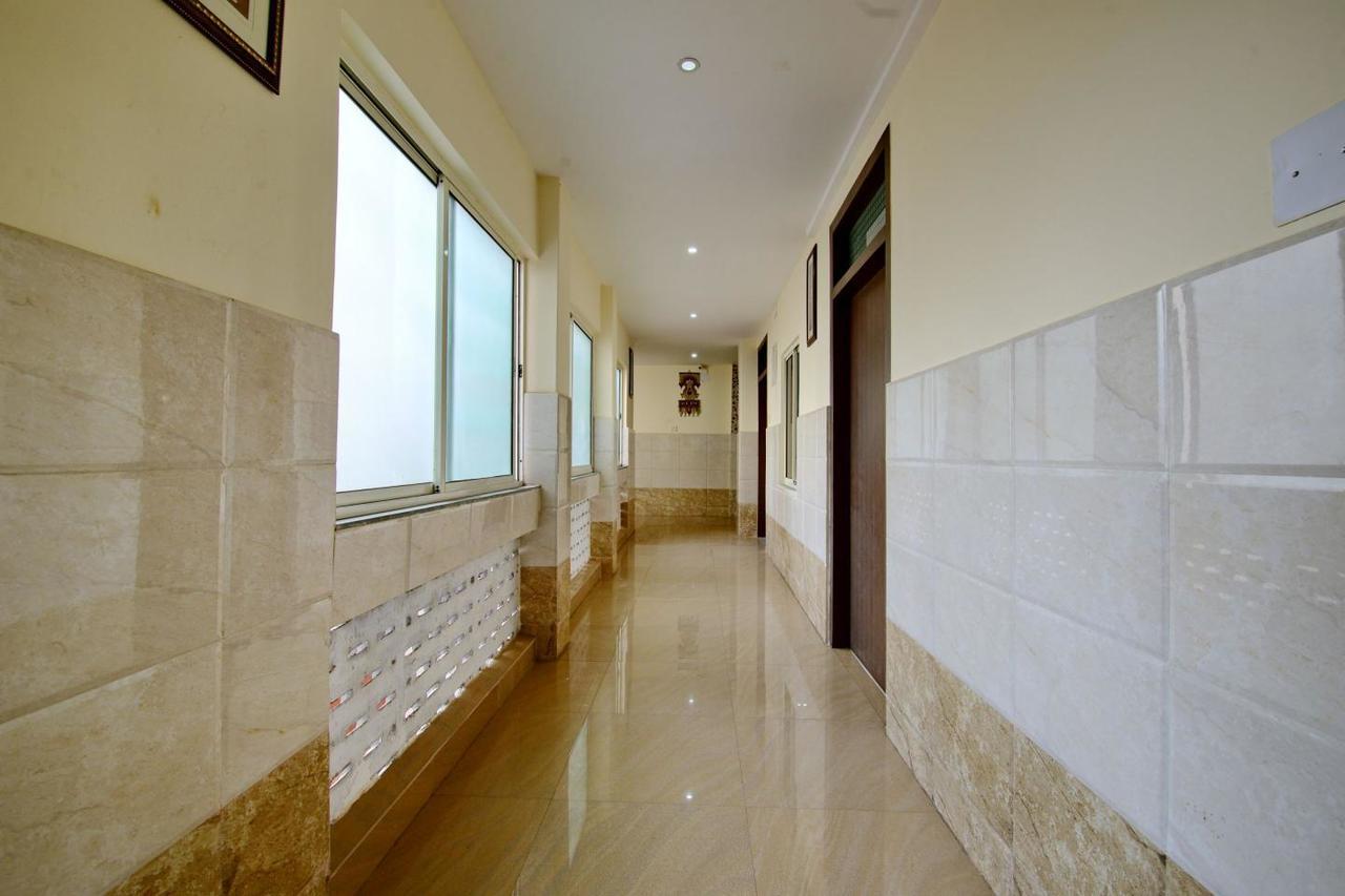 Hotel Rajdhani 부바네스 외부 사진