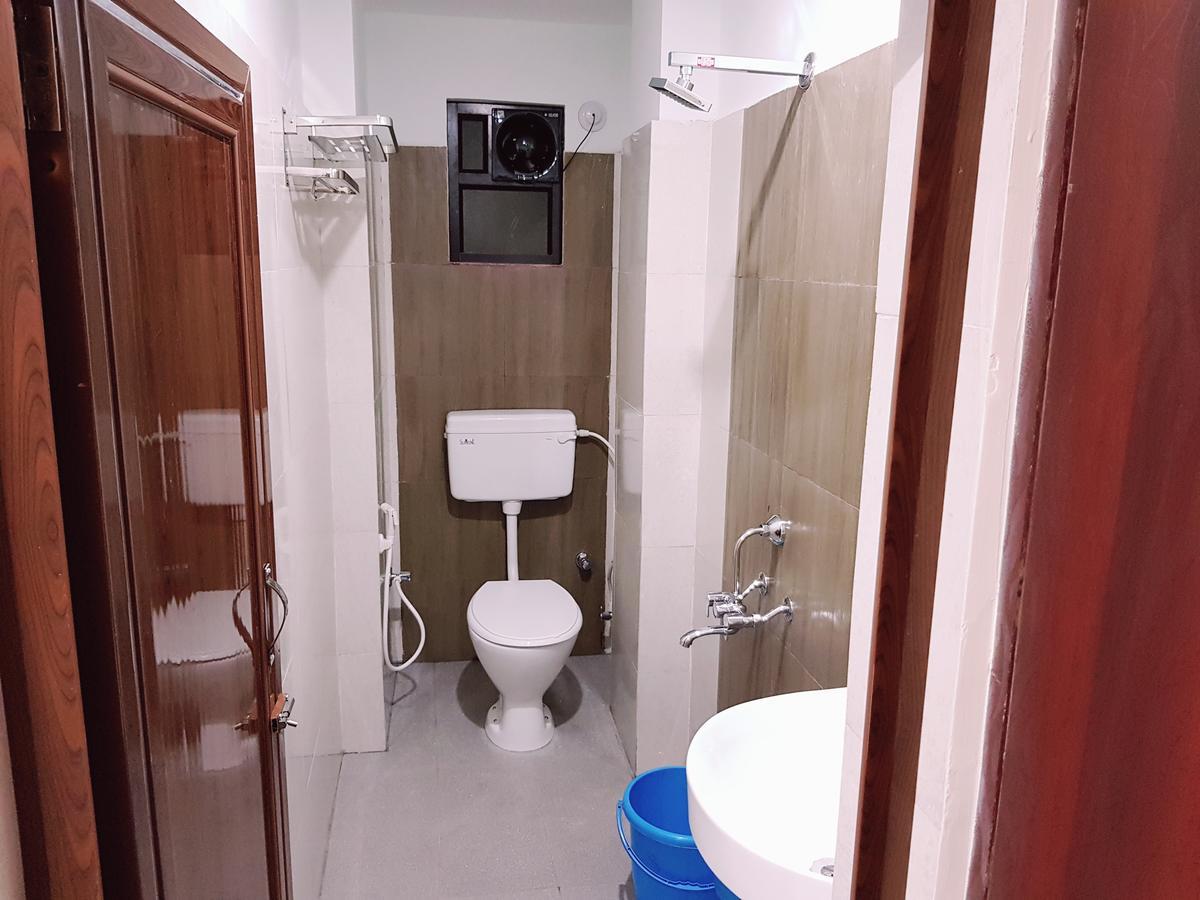 Hotel Rajdhani 부바네스 외부 사진